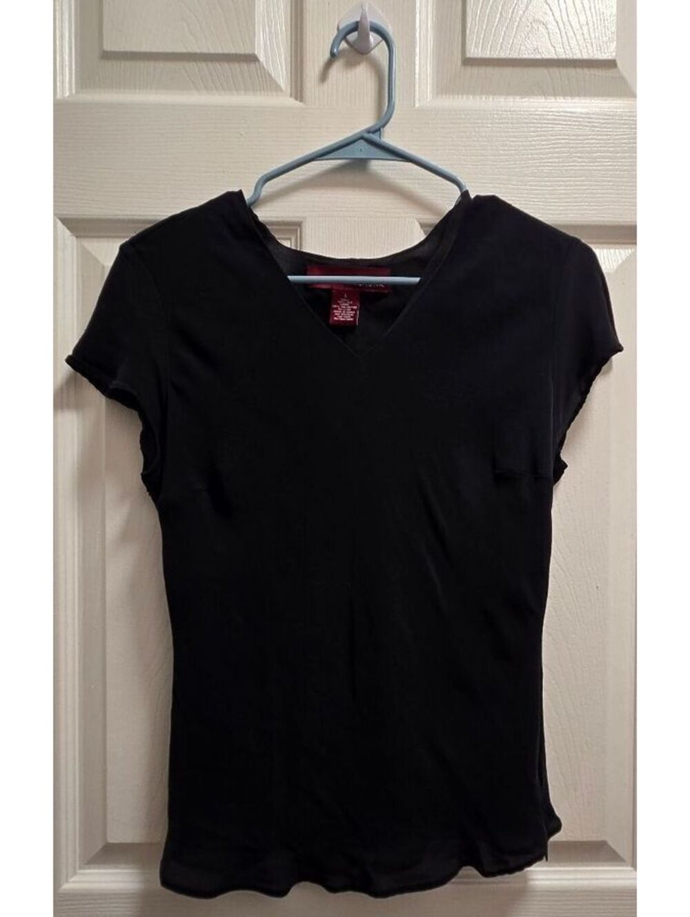Merona Women's Black Silk V-Neck T-Shirt Size Large